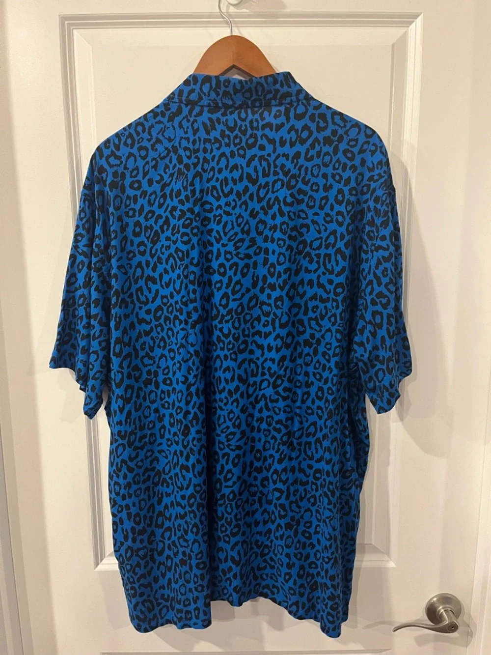 Obey Blue and Black Leopard Print SS Button Up - Picture 5 of 5